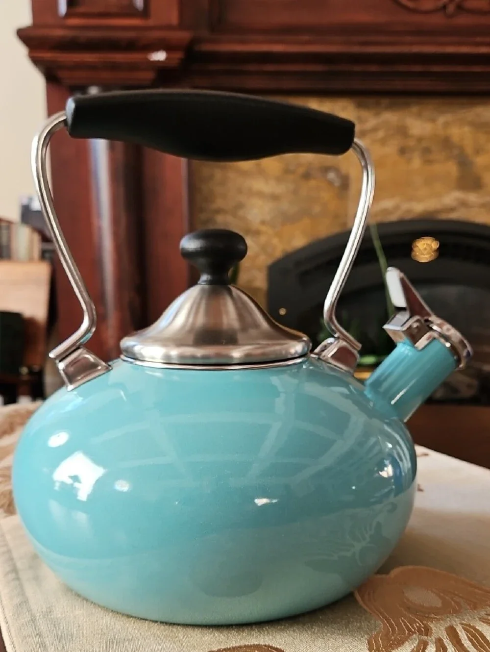 Chantal Anniversary Series Retro Whistling Tea Kettle Pastel Aqua Blue NWOT